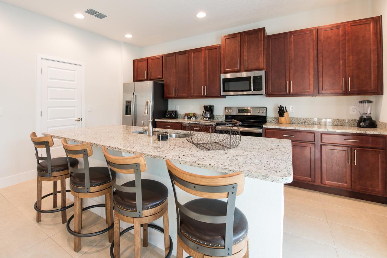 Alluring Home By Rentyl With Private Pool Near Disney - 310P Orlando Buitenkant foto